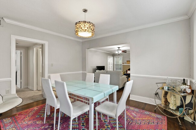 Building Photo - 5805 Vickery Blvd