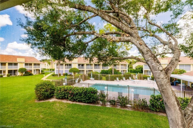 Building Photo - 2750 Kings Lake Blvd