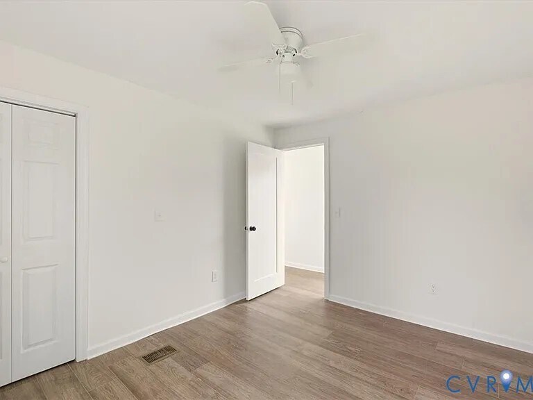 Building Photo - 724 Wilson St