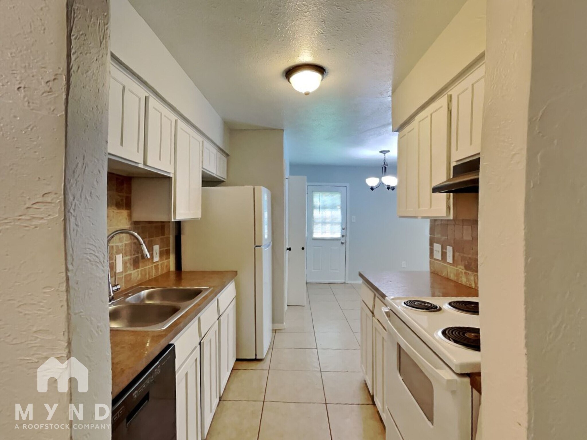 Building Photo - 7145 Romford Way