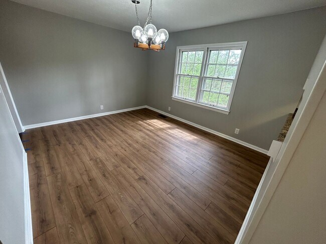 Building Photo - 3Bedroom 2 bath Huntsville AL