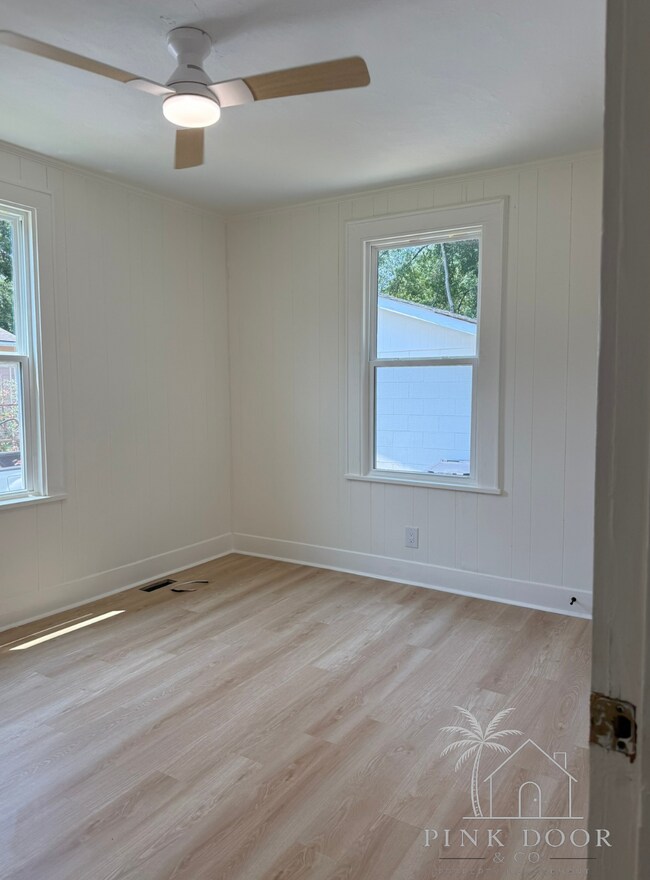 Building Photo - 2611 Ranger Dr