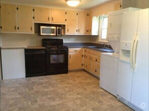 Building Photo - COMING SOON!! Charming 3-Bedroom, 1-Bath H...