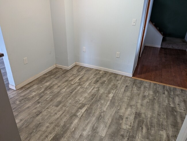 Building Photo - Three bedroom home in McDonald PA