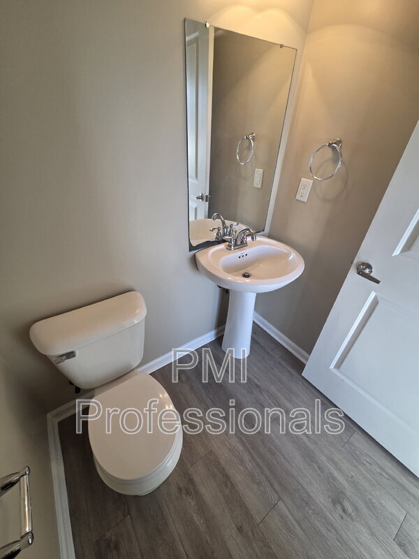 Building Photo - 4109 George Buchanan