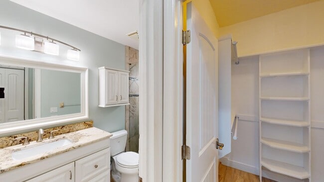 Building Photo - 959 N Hwy A1A