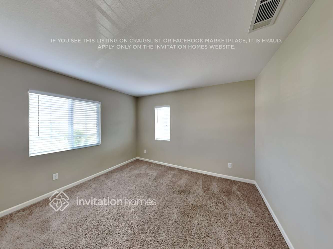 Building Photo - 815 Equinox Loop