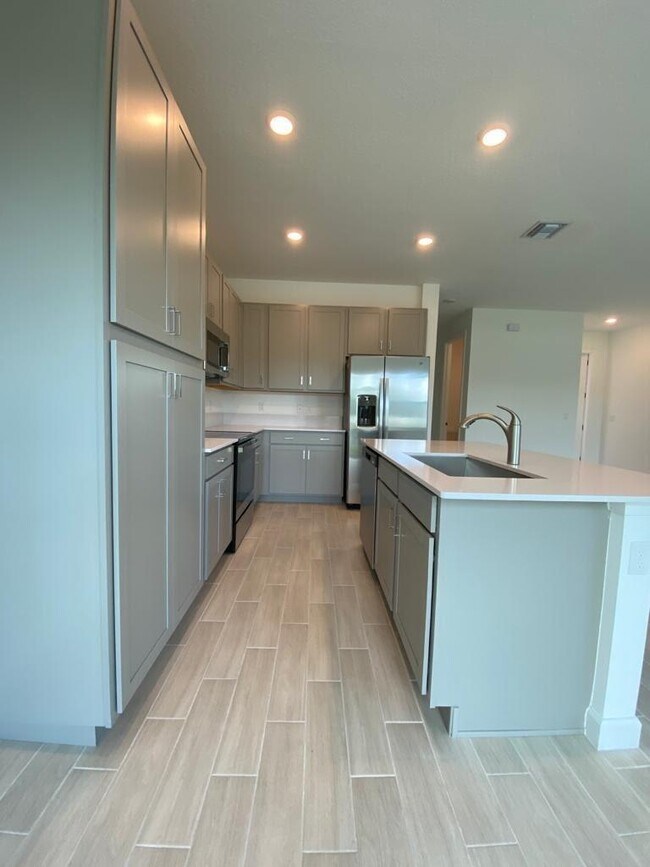 Building Photo - 4946 Navali Dr