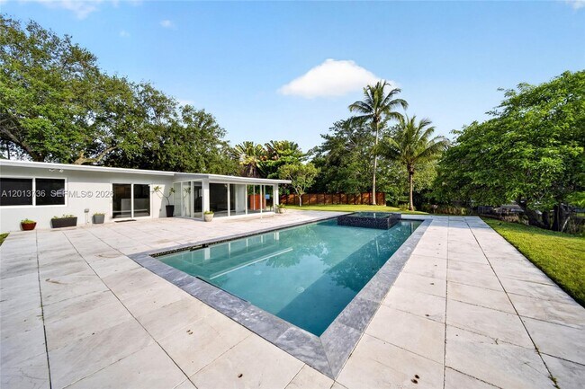 Building Photo - 11665 W Biscayne Canal Rd