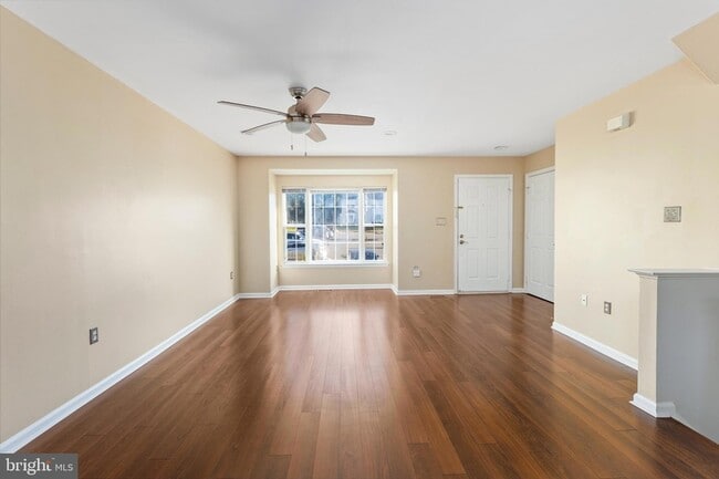 Building Photo - 3343 Cape May Ct