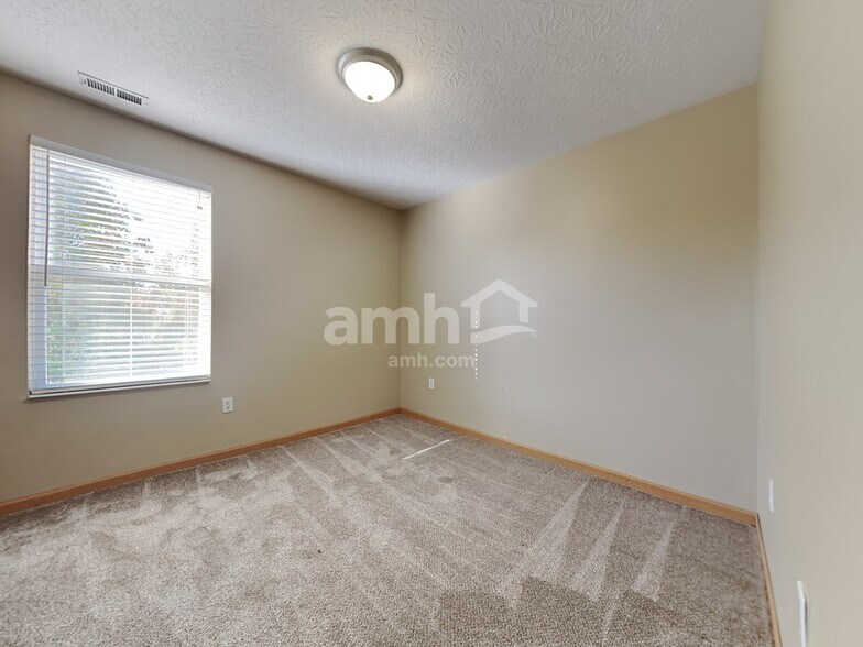Building Photo - 2565 Allegro Ln