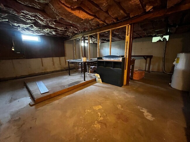 Building Photo - 131-133 Rethal Street