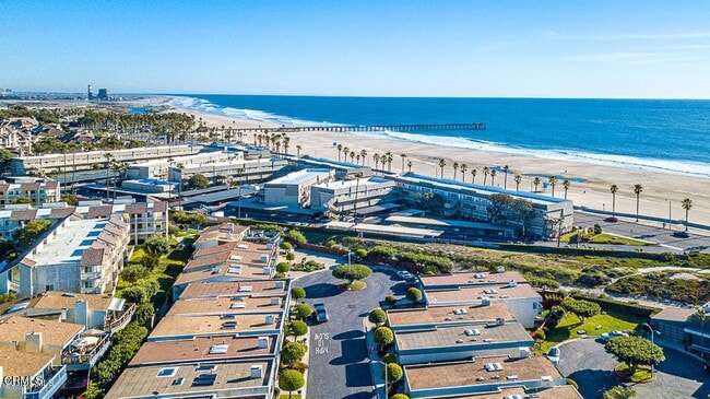 Building Photo - 127 Seaspray Way