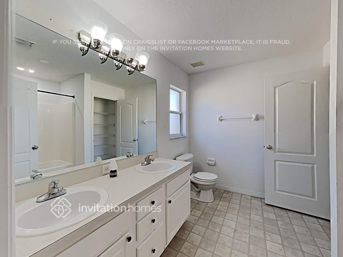 Building Photo - 340 Snook Way