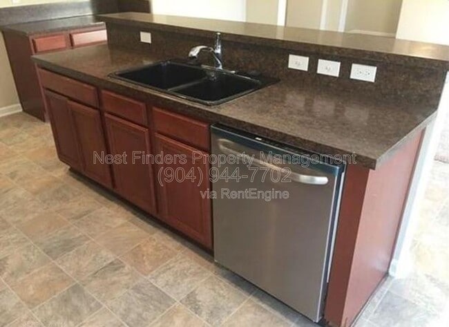 Building Photo - 3852 Marsh Bluff Dr