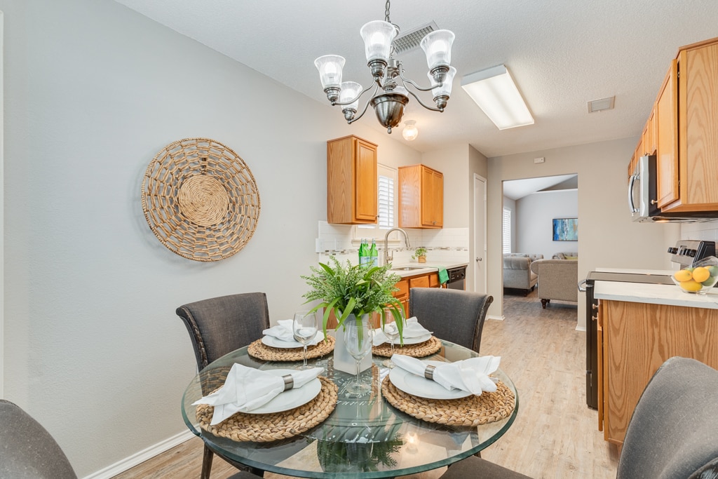 Building Photo - 2508 Concina Way