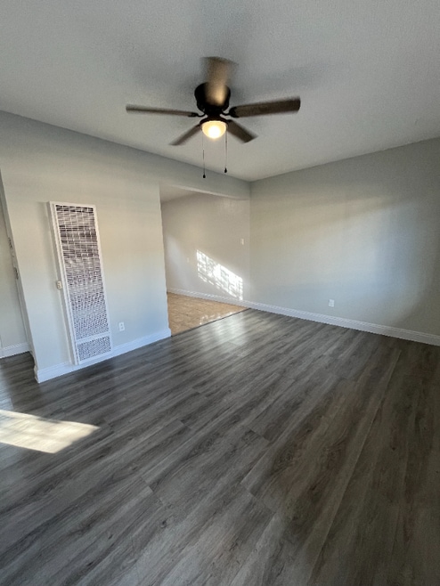 Building Photo - 1338 57th St