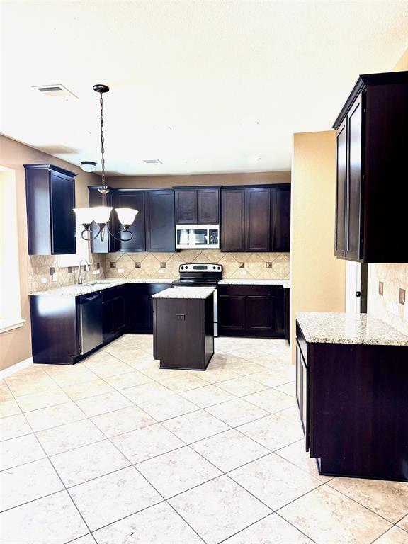 Building Photo - 17716 Linkhill Dr