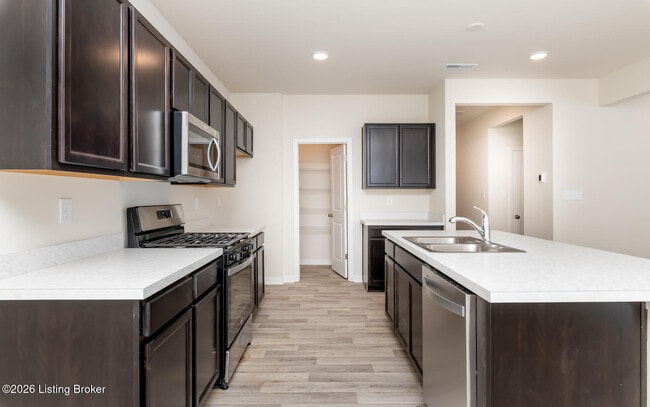 Building Photo - 16903 Aiken Rdg Cir