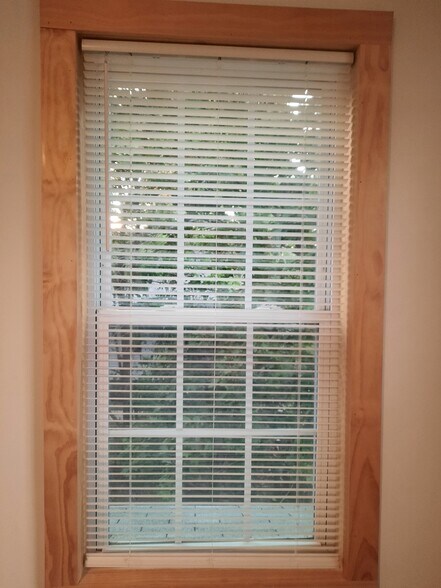 all new large double hun - 247 Main St