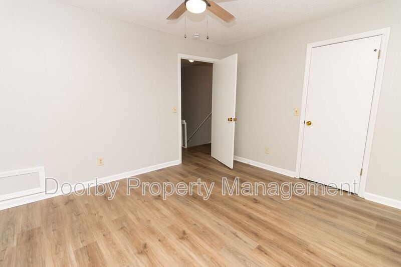 Building Photo - 93 Nicole Ln.