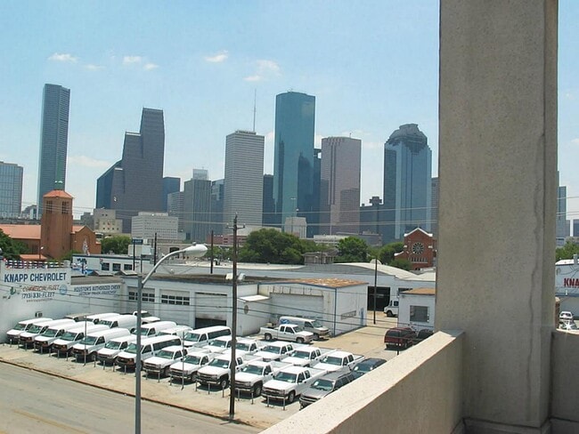 Building Photo - 1518 Washington Ave