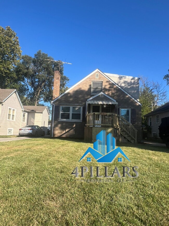 Building Photo - "Charming 3-Bedroom Home with Spacious Lay...