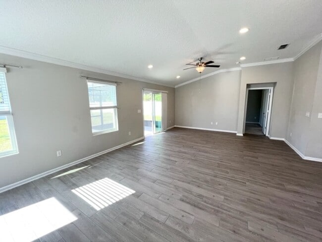 Building Photo - Introducing this stunning 4-bedroom, 2-bat...