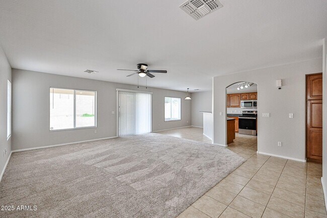 Building Photo - 22664 W Solano Dr