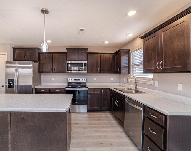 Building Photo - 3708 Parrot Ct