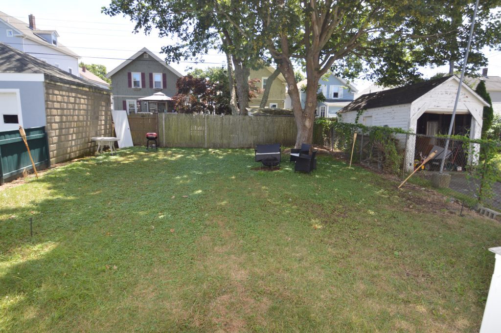 Building Photo - 20 Dixon St