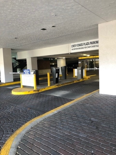 Building Photo - 838 Euclid Ave