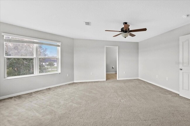 Building Photo - 1527 Angler Avenue