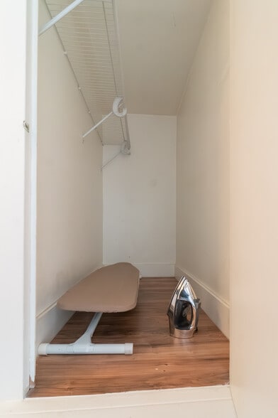 Building Photo - 61 Lamson St