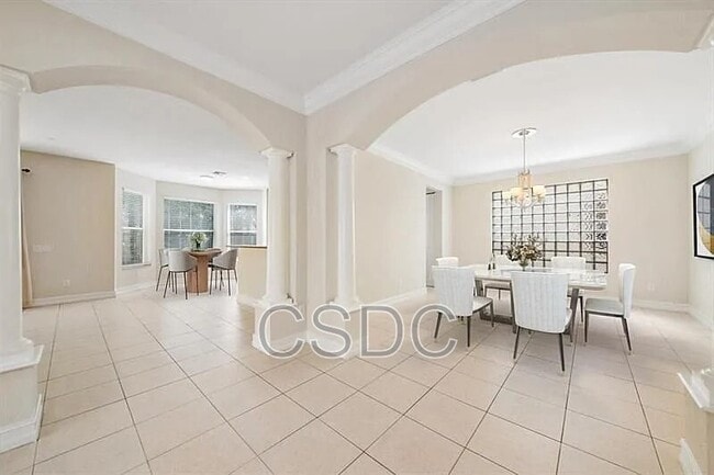 Building Photo - 8477 Breezy Hill Dr