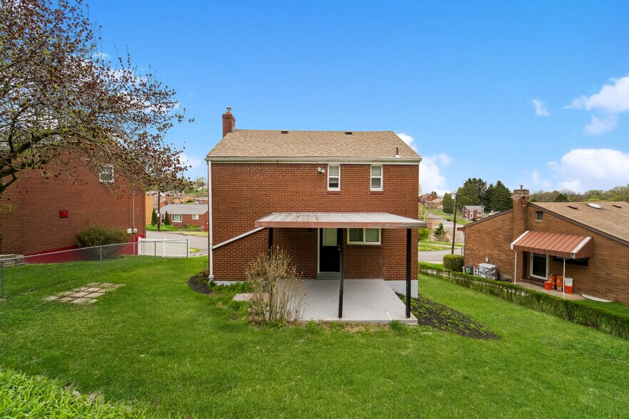 Building Photo - 1419 Overdale Dr