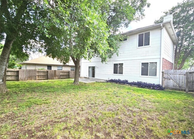 Building Photo - 237 Tapwood Ln