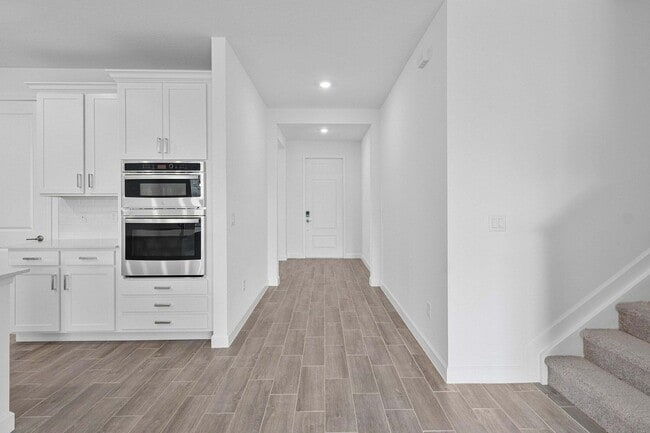 Building Photo - 6843 Cobia Cir