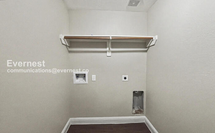 Building Photo - 19055 Remington Bend Dr