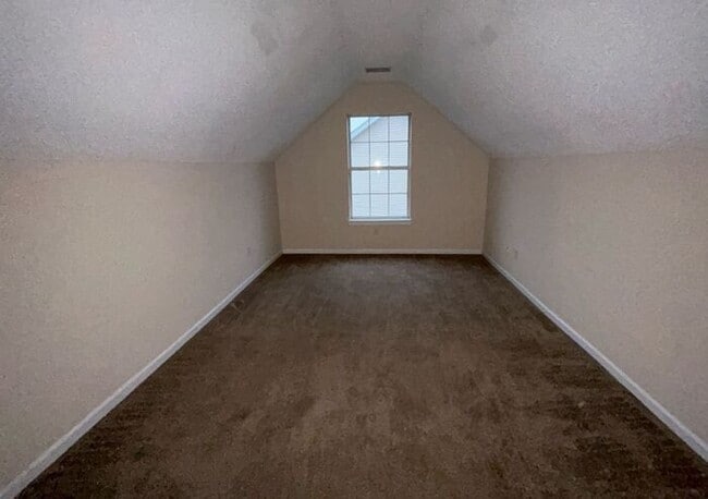 Building Photo - 5 Elders Pond Ct