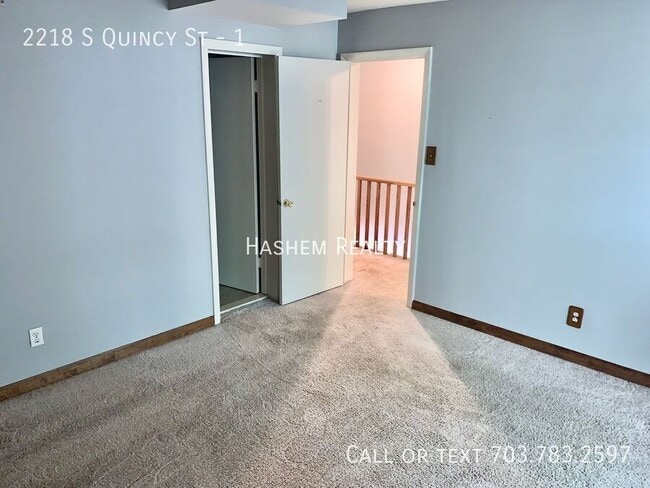 Building Photo - 2218 S Quincy St