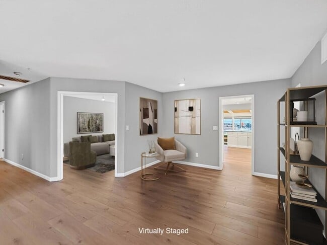 Building Photo - 2800 Roop Rd