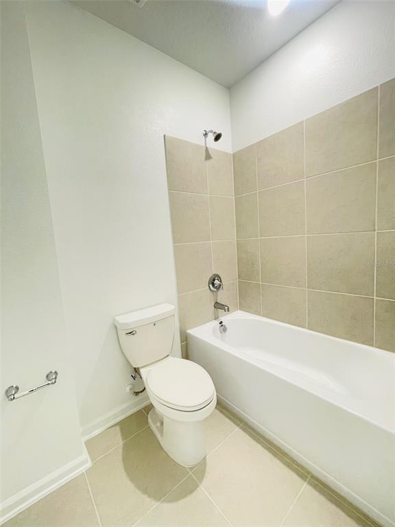 Building Photo - 7333 Ivy Tendril Ave