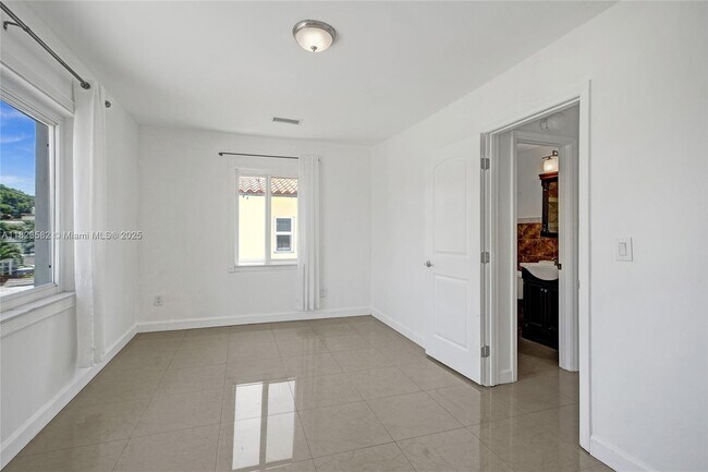 Building Photo - 655 85th St