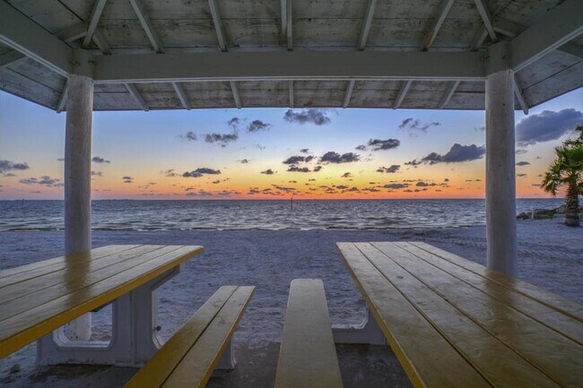 Building Photo - 4632 Marine Pkwy