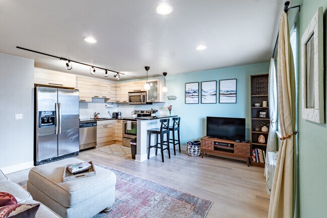 Building Photo - 120 S Pennsylvania St