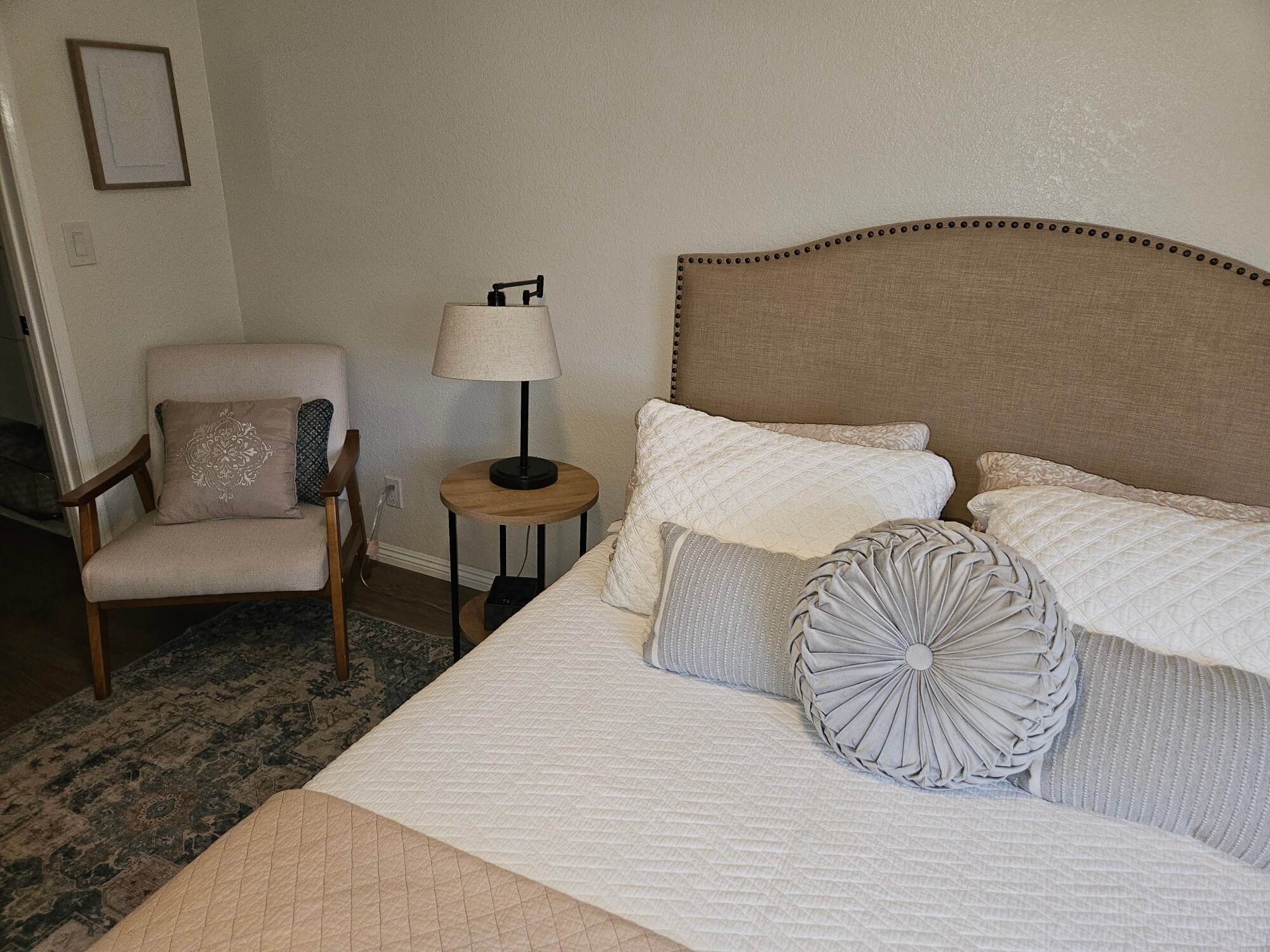 Building Photo - 631 Oak Run Trl