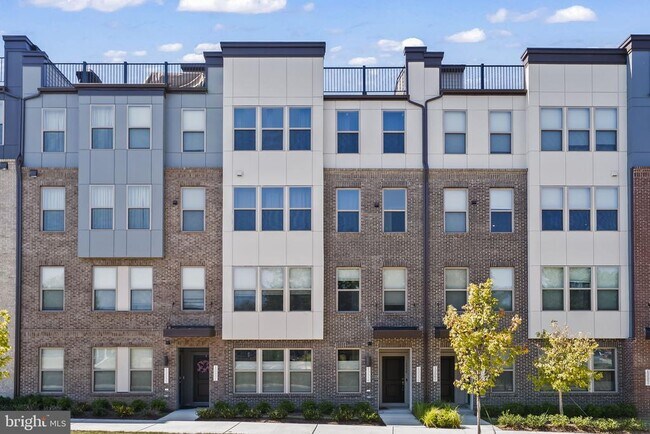 Building Photo - 13558 Innovation Station Lp