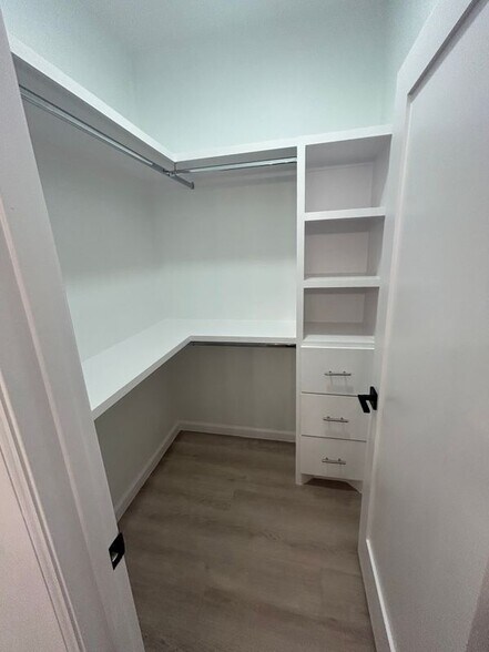 Building Photo - 3536 Hidalgo Cir