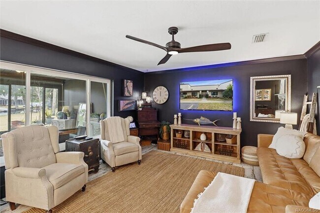 Building Photo - Three Bedroom, Two Bath Waterfront Condo